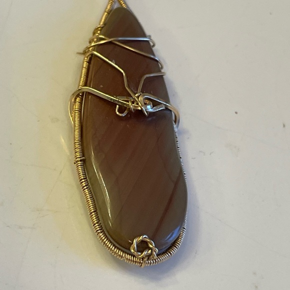 Natural Agate Stone Pendant In Gold Filled Wire 3” Long 1" Wide - Picture 7 of 11